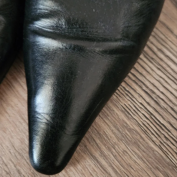 Burberry Slip On Kitten Heels - Picture 3 of 15